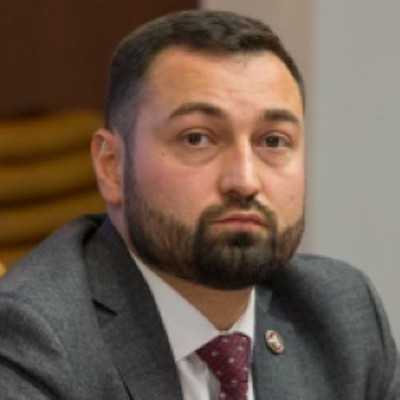 Юрий Зубарев